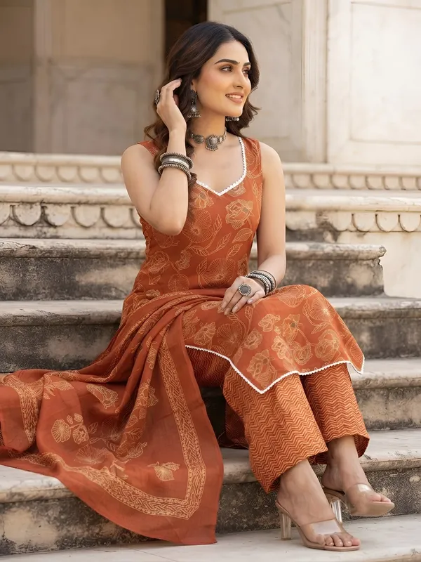 Rust_Floral_Printed_Cotton_Kurta_Set