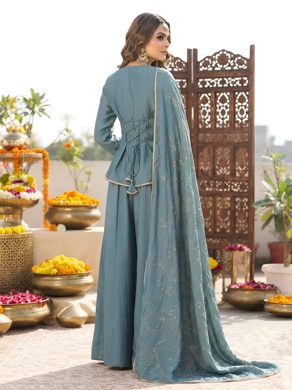 Blue_Hand_Embroidered_Silk_Blend_Kurta_Set