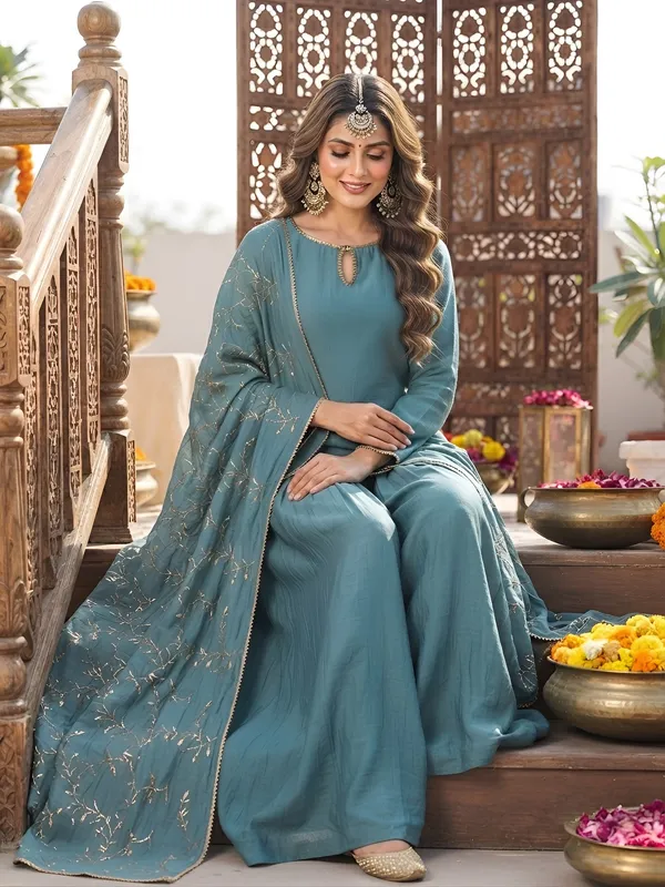 Blue_Hand_Embroidered_Silk_Blend_Kurta_Set