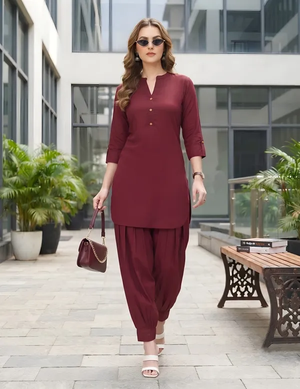 Maroon_Plain_Cotton_Kurta_Set