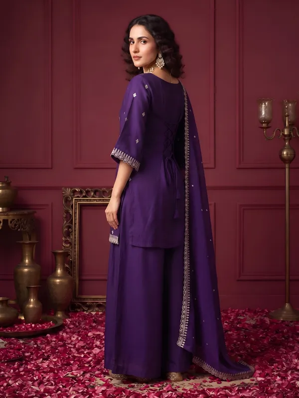 Purple_Hand_Embroidered_Silk_Blend_Kurta_Set