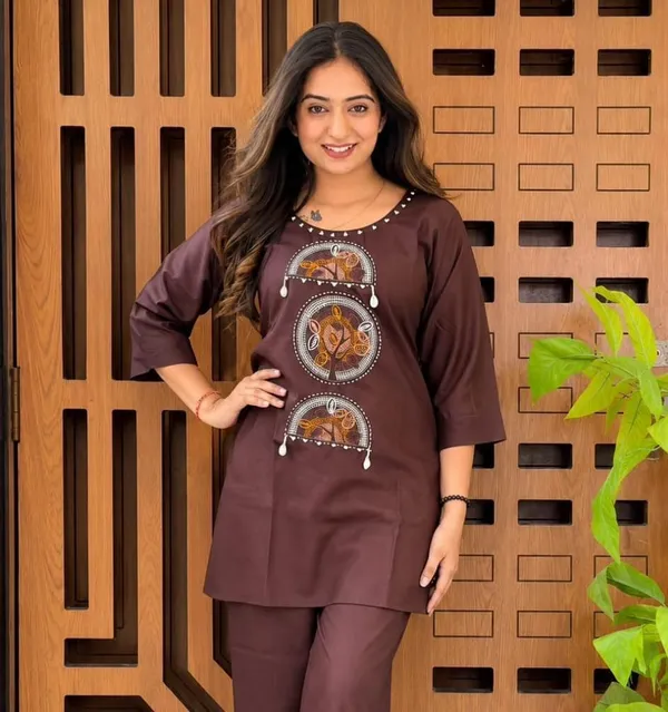 Women's_Premium_Embroidered_Pure_Cotton_Short_Co-Ord_Set