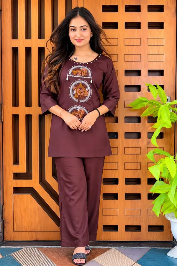 Women's_Premium_Embroidered_Pure_Cotton_Short_Co-Ord_Set