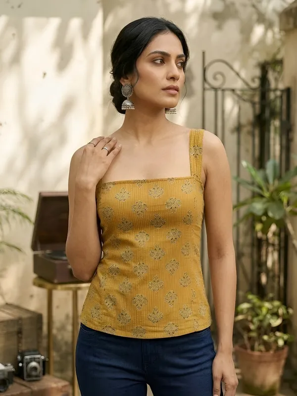 Mustard_Pure_Cotton_Printed_Top_For_Women