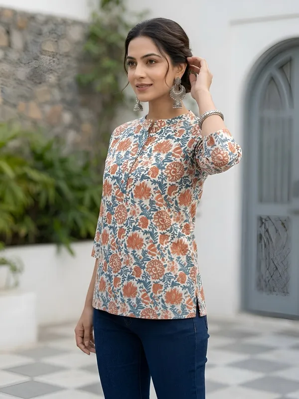 White__Pure_Cotton_Printed_Tunic_For_Women
