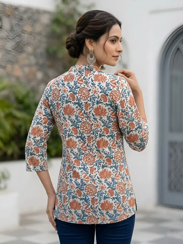 White__Pure_Cotton_Printed_Tunic_For_Women