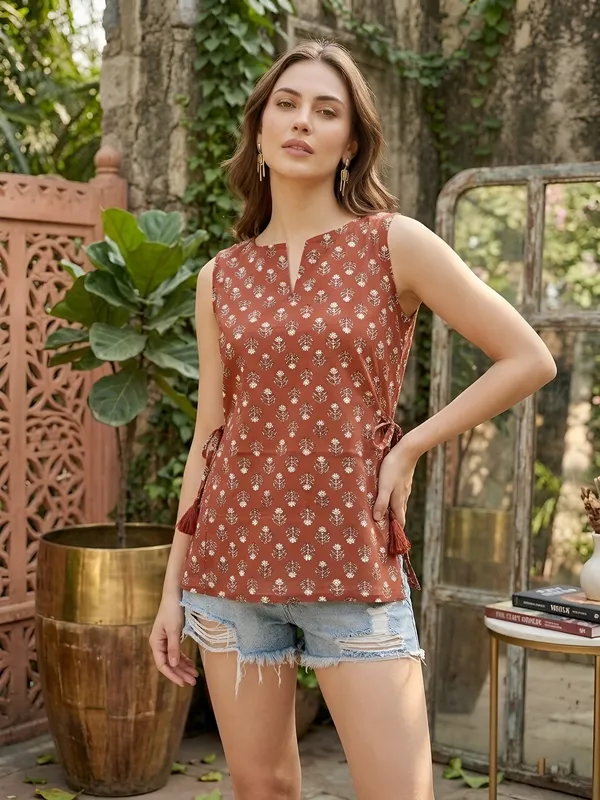 Maroon_Pure_Cotton_Printed_Top_For_Women