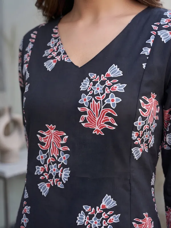 Black_Printed_Rayon_Co-ord_Set_for_Women