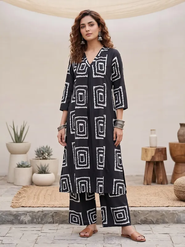 Black_Printed_Rayon_Co-ord_Set_for_Women