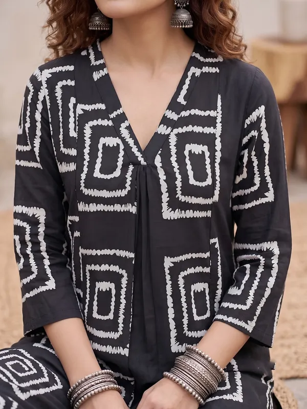 Black_Printed_Rayon_Co-ord_Set_for_Women