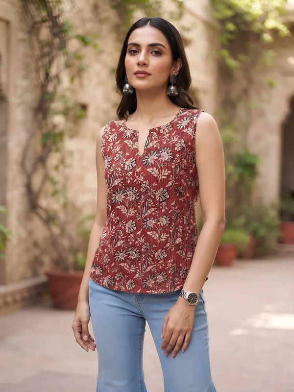 Maroon_Pure_Cotton_Printed_Top_For_Women