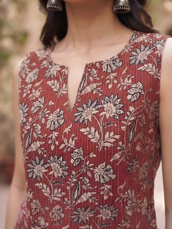 Maroon_Pure_Cotton_Printed_Top_For_Women