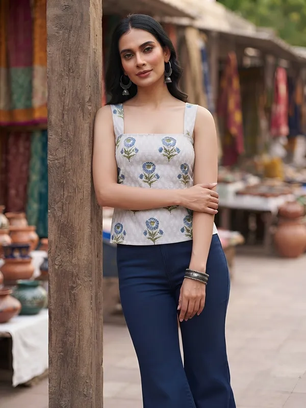 Grey_Pure_Cotton_Printed_Top_For_Women