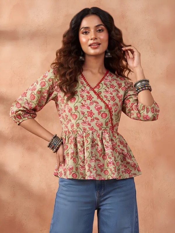 Green_Pure_Cotton_Printed_Top_For_Women