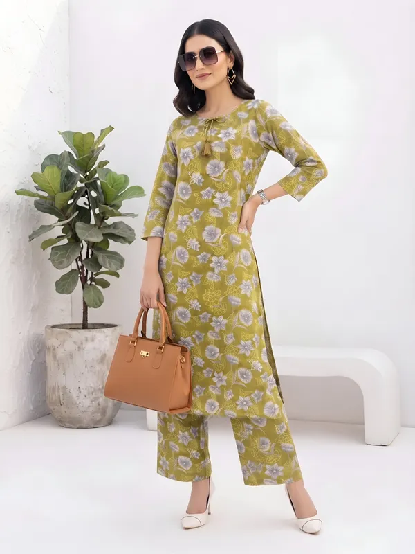 Olive_Green_Printed_Co-Ord_Set_for_Women