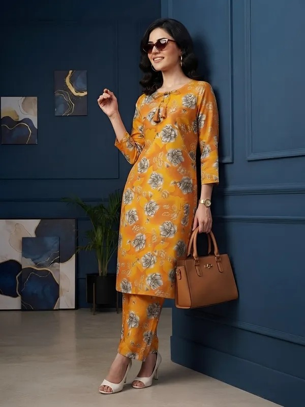 Orange_Printed_Co-Ord_Set_for_Women