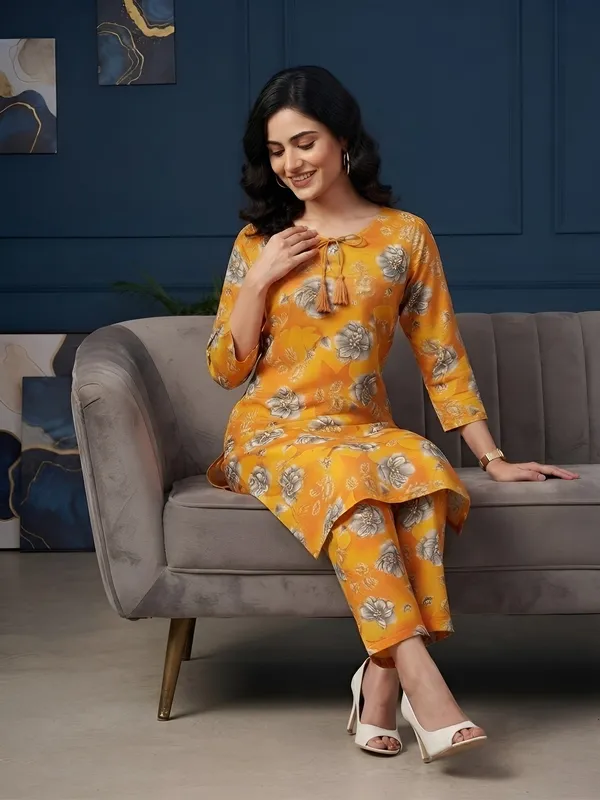 Orange_Printed_Co-Ord_Set_for_Women