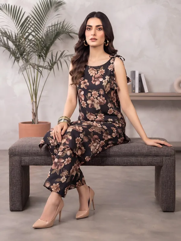 Black_Floral_Printed_Viscose_Rayon_Kurta_Set