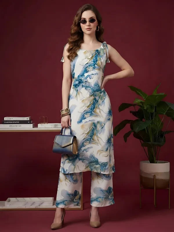 Blue_Floral_Printed_Viscose_Rayon_Kurta_Set