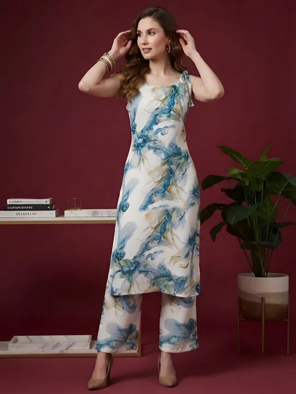 Blue_Floral_Printed_Viscose_Rayon_Kurta_Set
