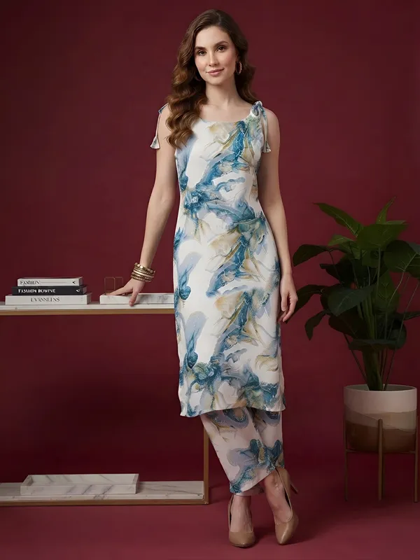 Blue_Floral_Printed_Viscose_Rayon_Kurta_Set