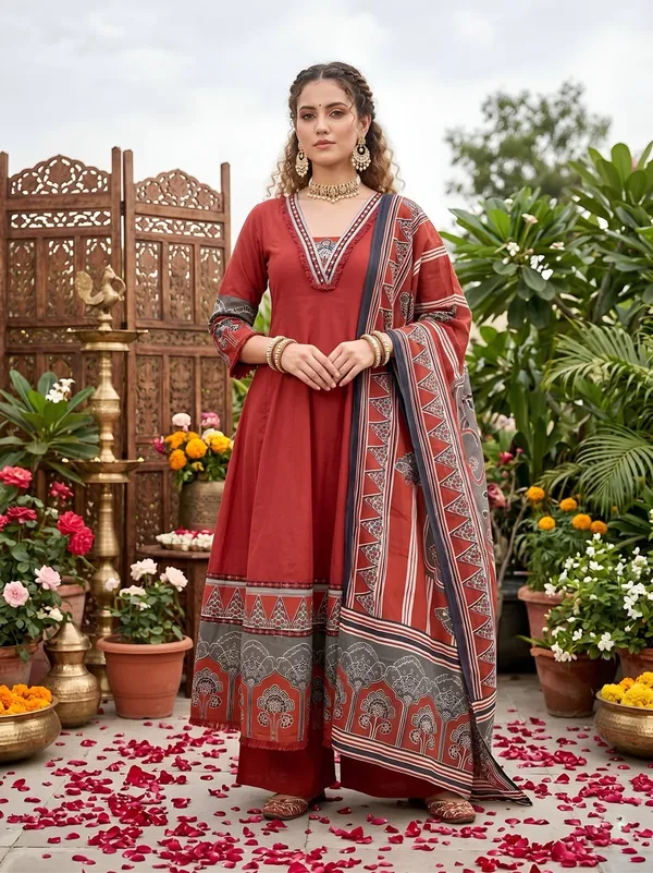 Maroon_Floral_Printed_Anarkali_Kurta_Set_For_Women