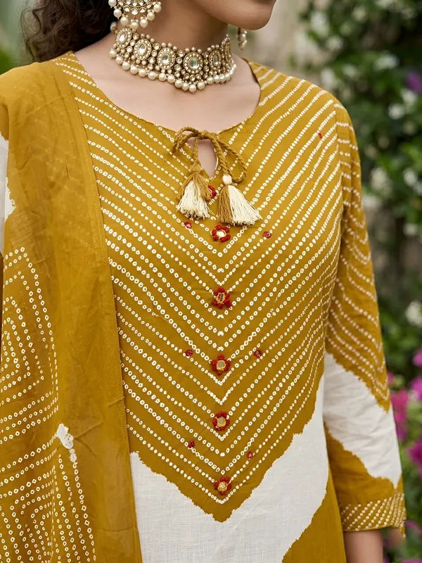 Yellow_Floral_Printed_Straight_Kurta_Set_For_Women