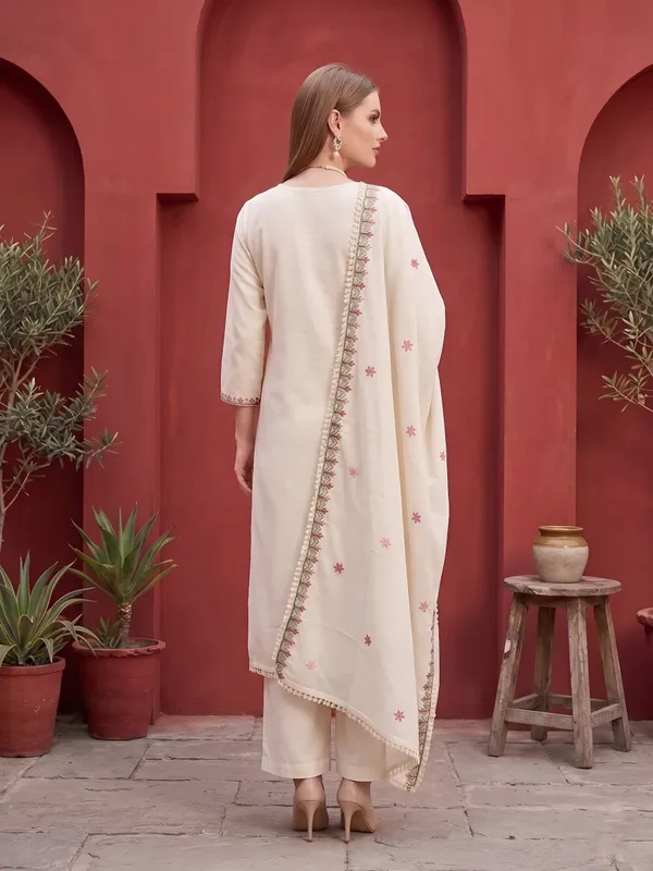 Beige_Floral_Printed_Straight_Kurta_Set_For_Women