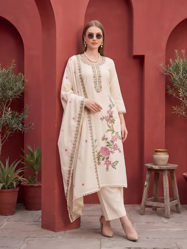 Beige_Floral_Printed_Straight_Kurta_Set_For_Women