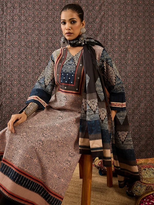 Beige_Printed_Pure_Cotton_Kurta_Trouser_Dupatta_Set