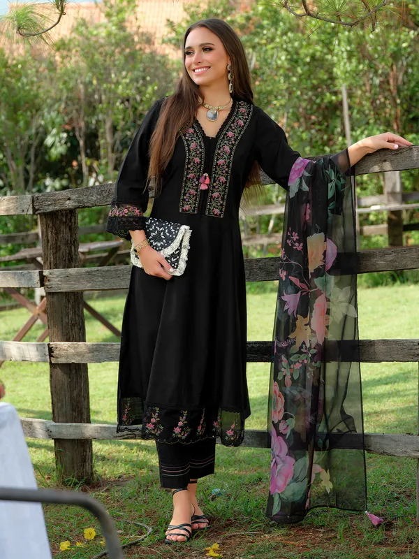Black_Embroidered_Pure_Cotton_Kurta_Trouser_Dupatta_Set