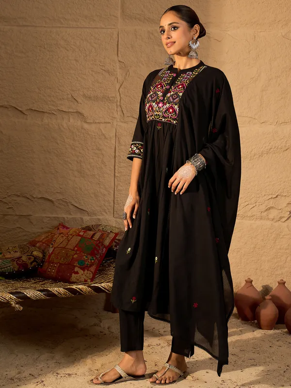 Black_Pure_Cotton_Embroidered_Kurta_Trouser_Dupatta_Set
