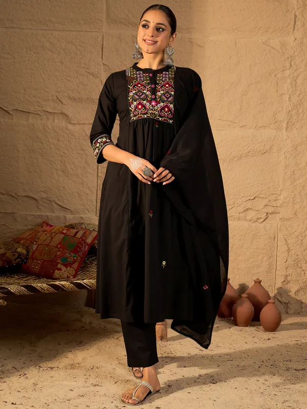 Black_Pure_Cotton_Embroidered_Kurta_Trouser_Dupatta_Set