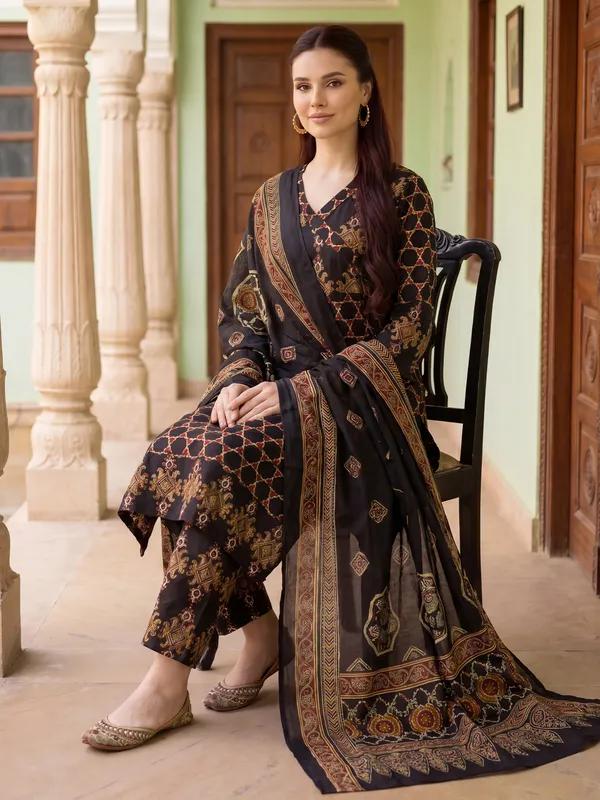 Black_Printed_Pure_Cotton_Kurta_Trouser_Dupatta_Set