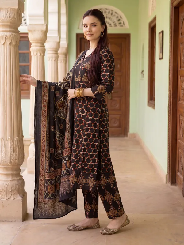 Black_Printed_Pure_Cotton_Kurta_Trouser_Dupatta_Set