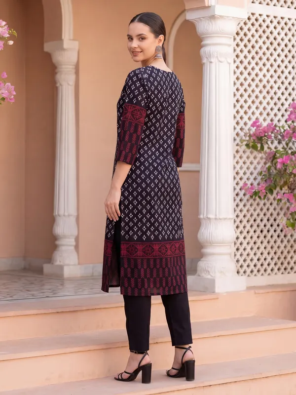 Black_Printed_Pure_Cotton_Kurta_Trouser_Dupatta_Set