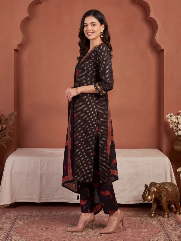 Black_Printed_Pure_Cotton_Kurta_Trouser_Dupatta_Set