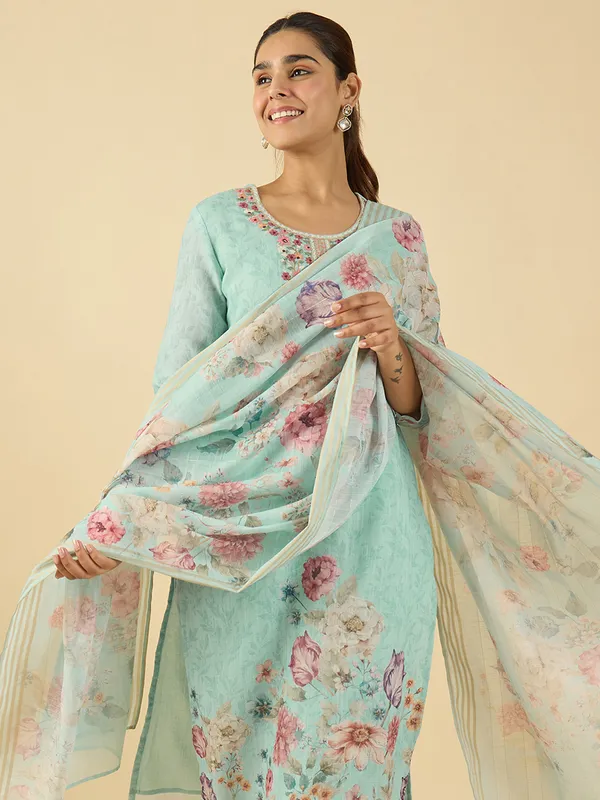 Blue_Embroidered_Linen_Kurta_Trouser_Dupatta_Set