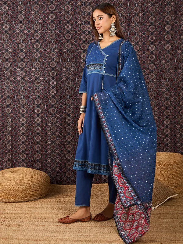 Blue_Printed_Pure_Cotton_Kurta_Trouser_Dupatta_Set