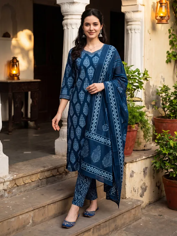 Blue_Printed_Pure_Cotton_Kurta_Trouser_Dupatta_Set
