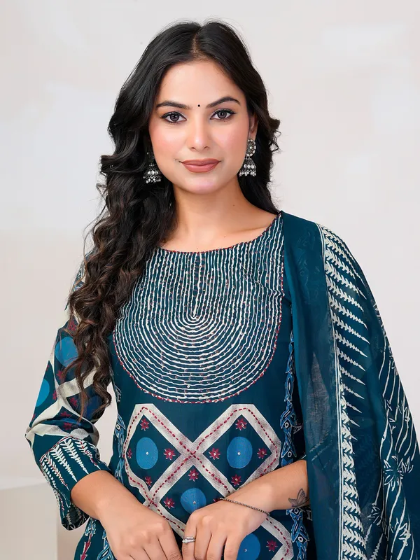 Blue_Printed_Straight_Kurta_Trousers_With_Dupatta_Set