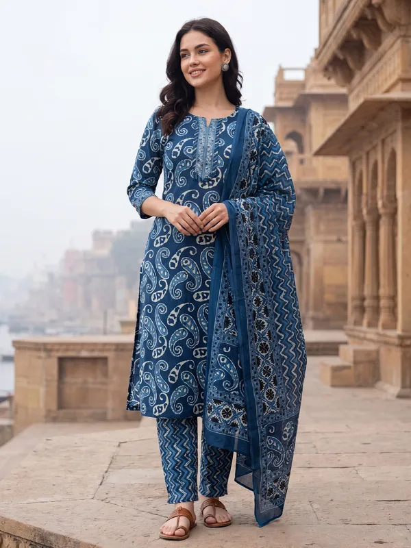 Blue_Printed_Straight_Kurta_Trousers_With_Dupatta_Set