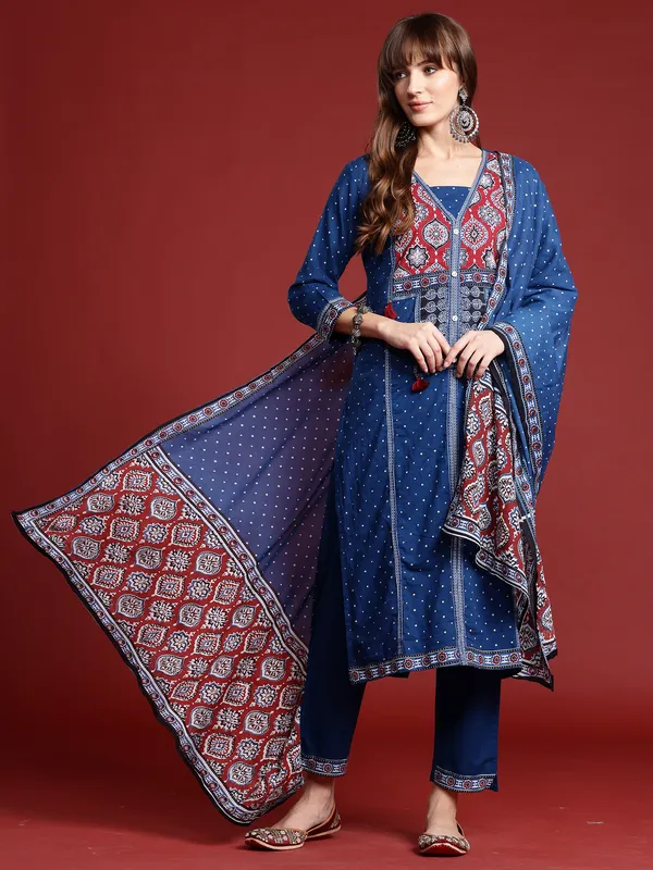 Blue_Printed_Pure_Cotton_Kurta_Trouser_Dupatta_Set