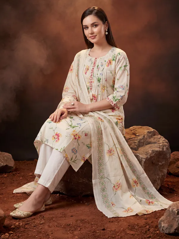 Cream_Printed_Pure_Cotton_Kurta_Trouser_Dupatta_Set