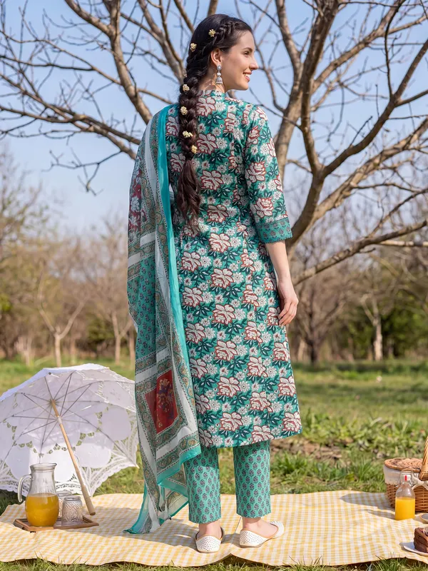 Green_Printed_Pure_Cotton_Kurta_Trouser_Dupatta_Set