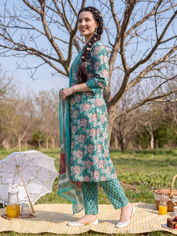 Green_Printed_Pure_Cotton_Kurta_Trouser_Dupatta_Set
