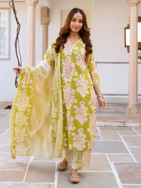 Green_Printed_Pure_Cotton_Kurta_Trouser_Dupatta_Set