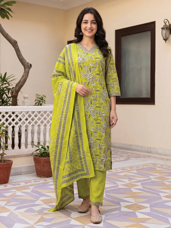Green_Printed_Pure_Cotton_Kurta_Trouser_Dupatta_Set