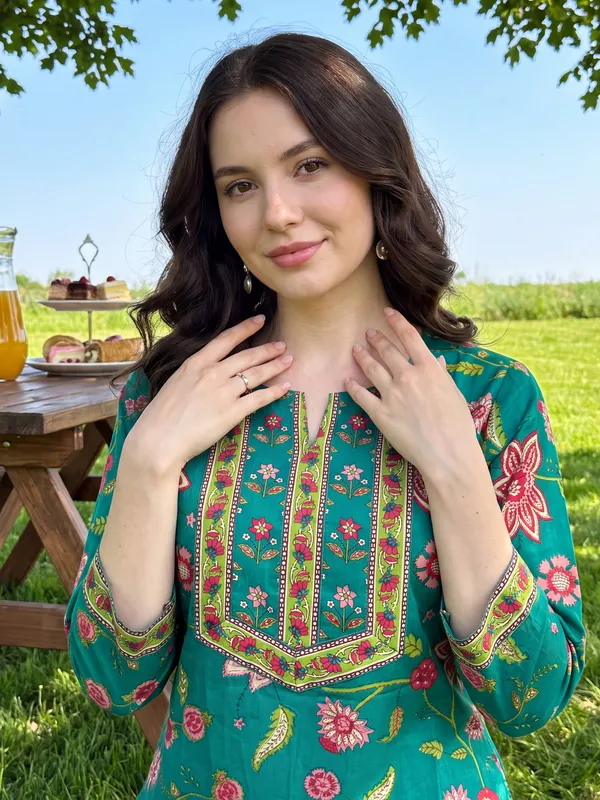 Green_Printed_Straight_Kurta_Palazzos_With_Dupatta_Set
