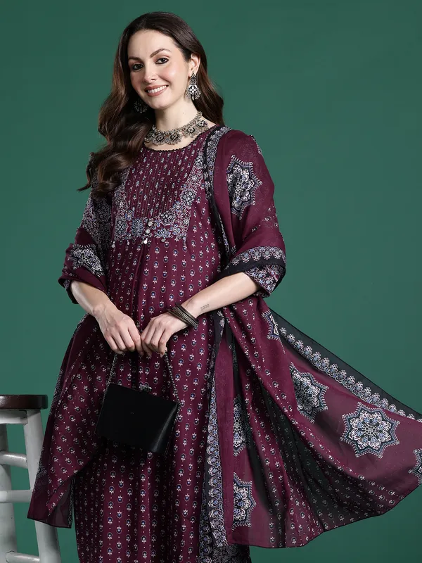 Maroon_Printed_Pure_Cotton_Kurta_Trouser_Dupatta_Set
